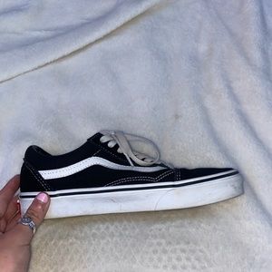 i am selling black vans